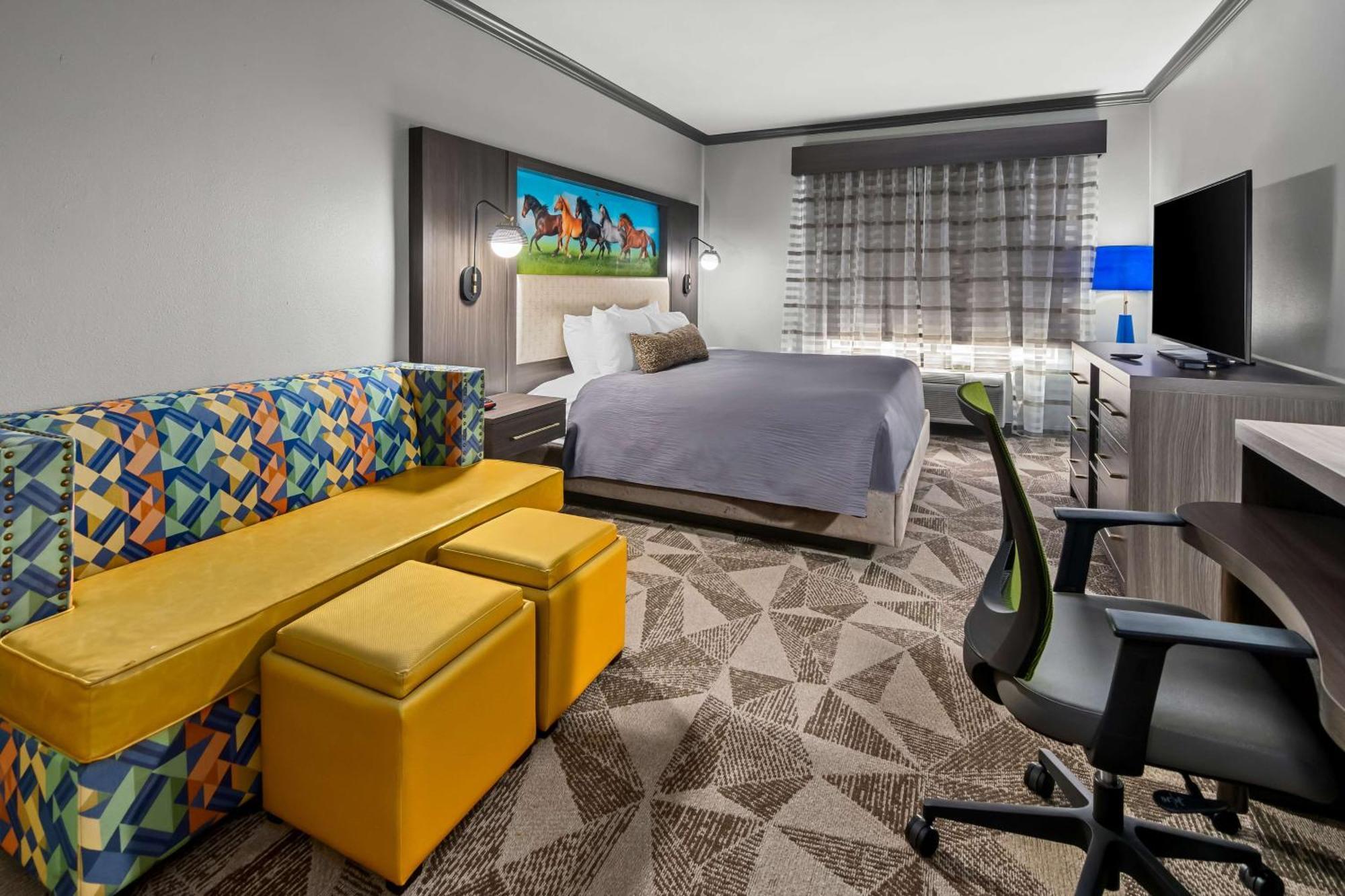Big Country Hotel & Suites, Surestay Collection By BW Abilene Bagian luar foto