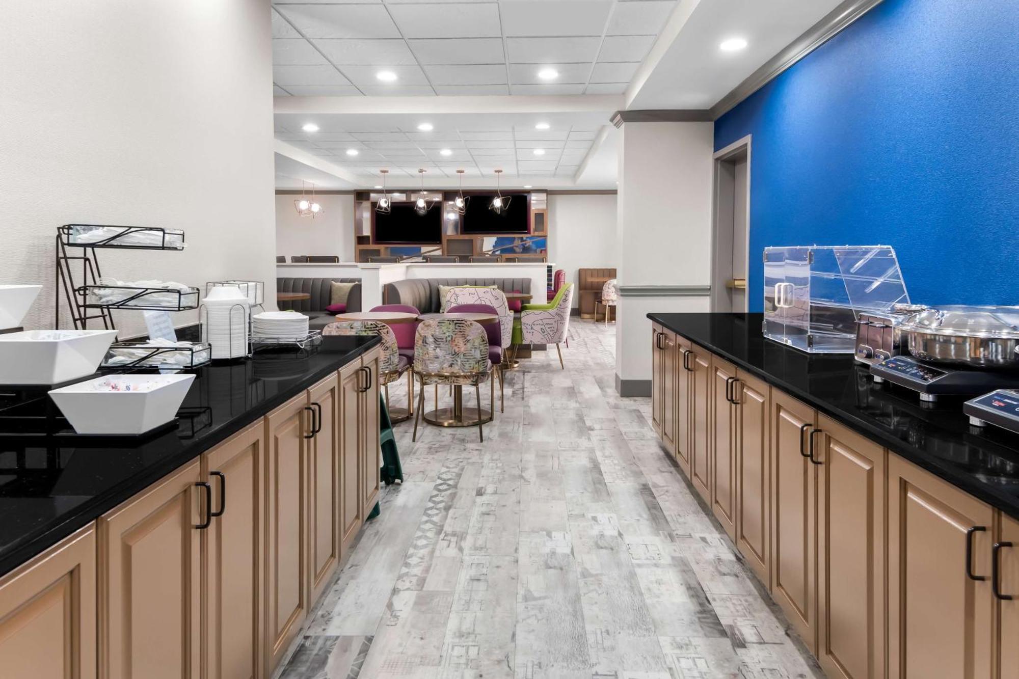 Big Country Hotel & Suites, Surestay Collection By BW Abilene Bagian luar foto